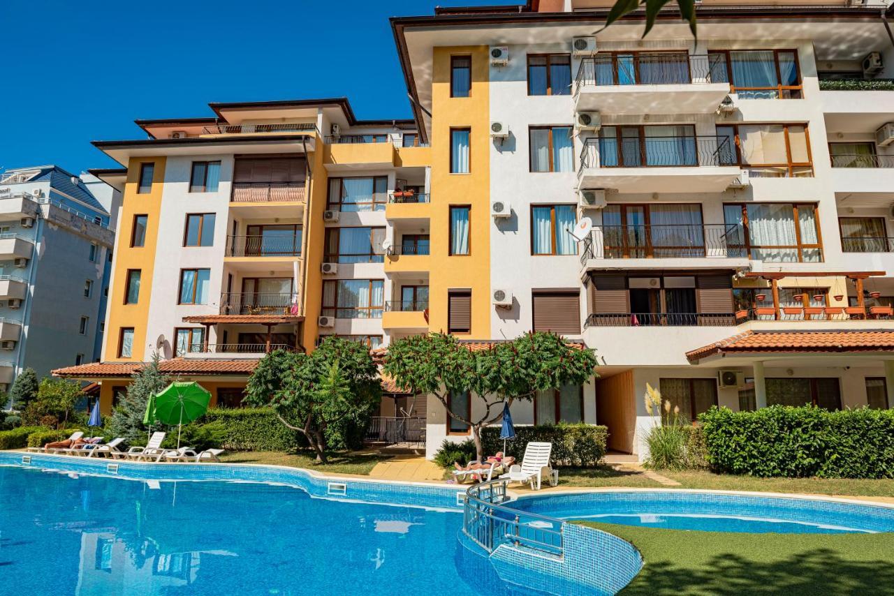 Menada Diamond Bay Apartments Солнечный берег Экстерьер фото