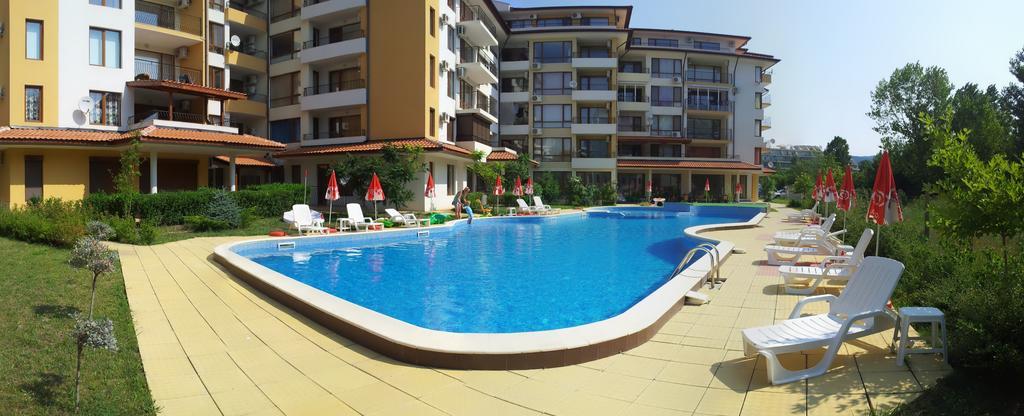 Menada Diamond Bay Apartments Солнечный берег Экстерьер фото