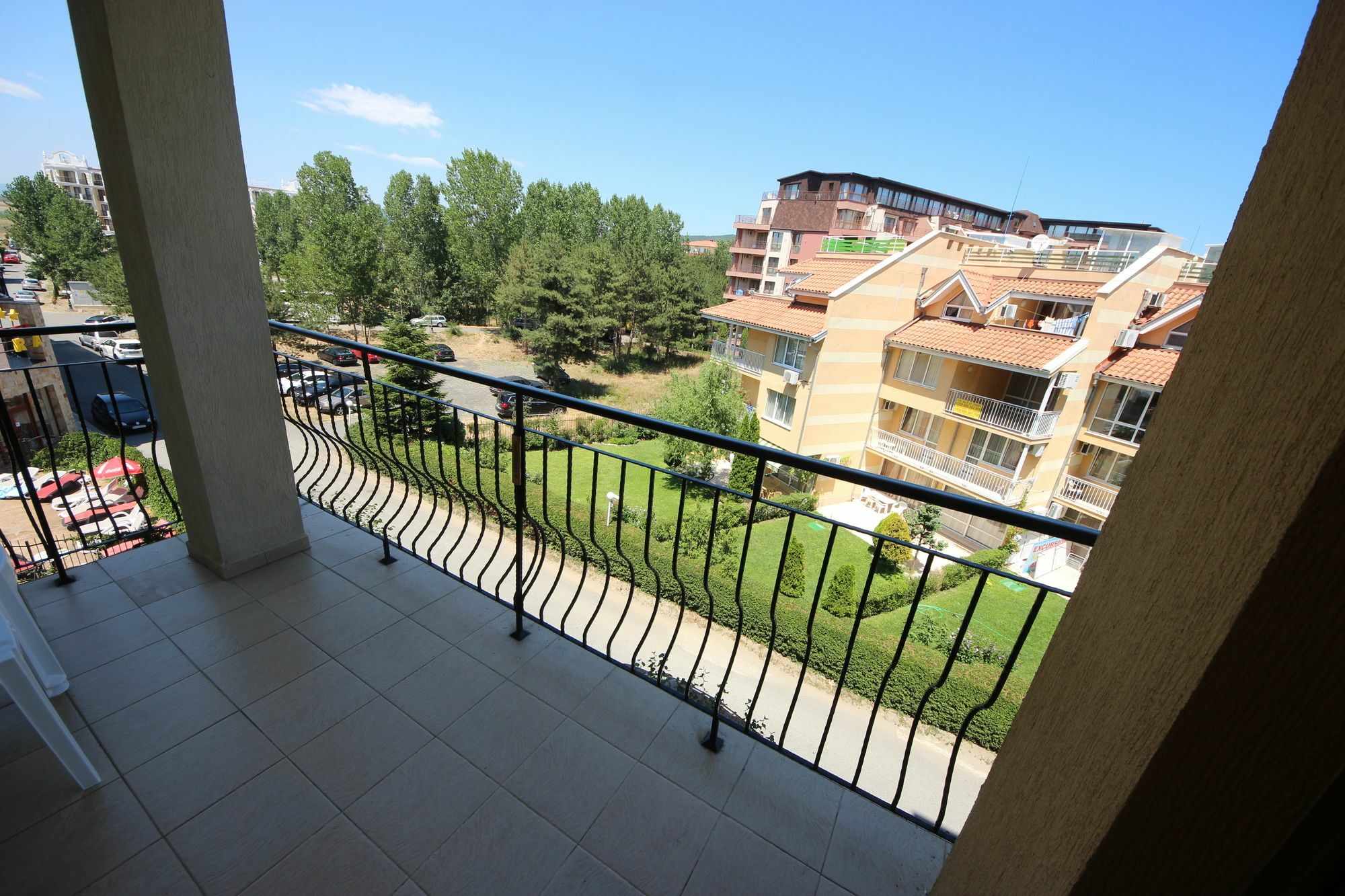 Menada Diamond Bay Apartments Солнечный берег Экстерьер фото